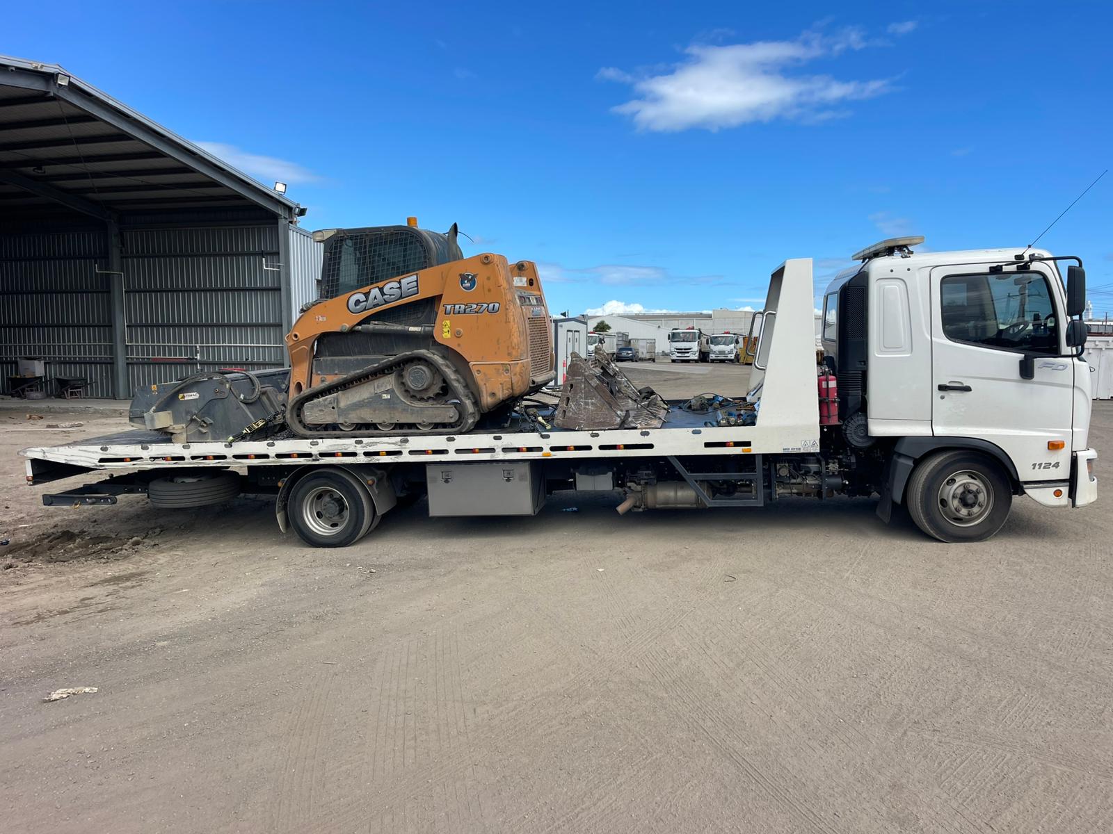 Truck transport towing Melbourne